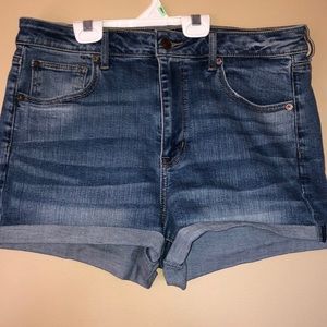 American Eagle High Denim Rise Shorts!